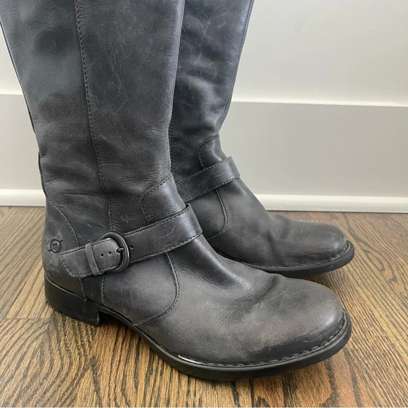 Born gray leather knee high riding boots size 6 - Picture 2 of 8